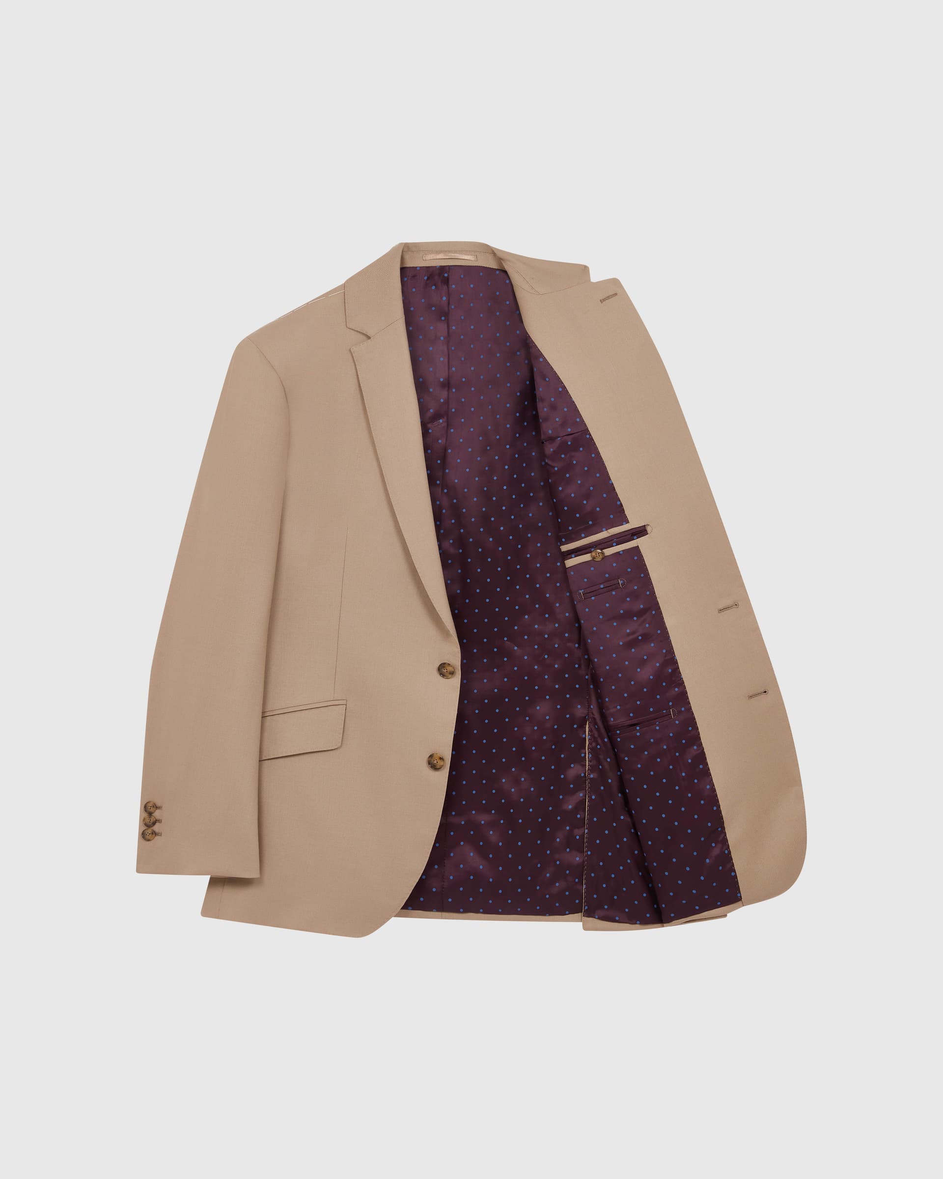 Beige_Jacket_02.jpg